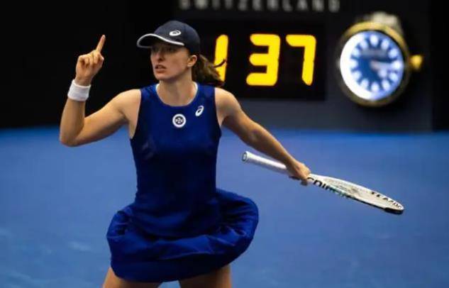 够凭借直线 够凭借直线