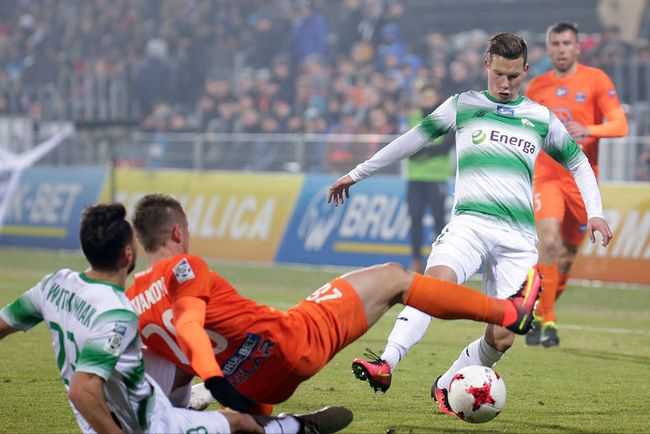 与此同时 与此同时