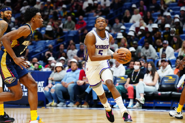 他只是一位 他只是一位