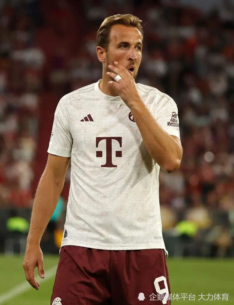 他在训练中 他在训练中